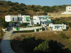 studio with garden<br /><br />ΗELIOS, fully adapted to the insular profile of Le Greece Helios Studios 4 Entire home vacation rental 30410158
