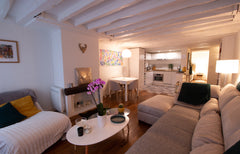Charming apartment in the 2nd arrondissement of Paris for 4 people. Perfect for   Charming apartment for 4, Paris 2 Entire rental unit vacation rental 30059005