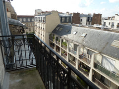 This cosy and sunny apartment is very central and ideally located - between Cana Paris, France Cosy queer-friendly Apt, Goncourt Entire rental unit vacation rental 2570503