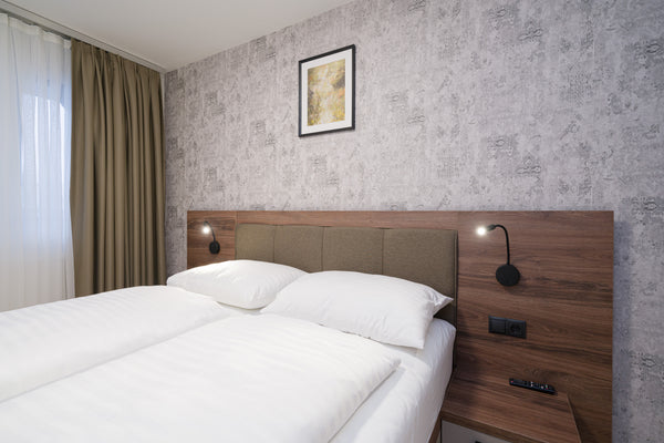 Four bedroom apartment with balcony.  MyApartments - Top 13 Entire serviced apartment vacation rental 40386053