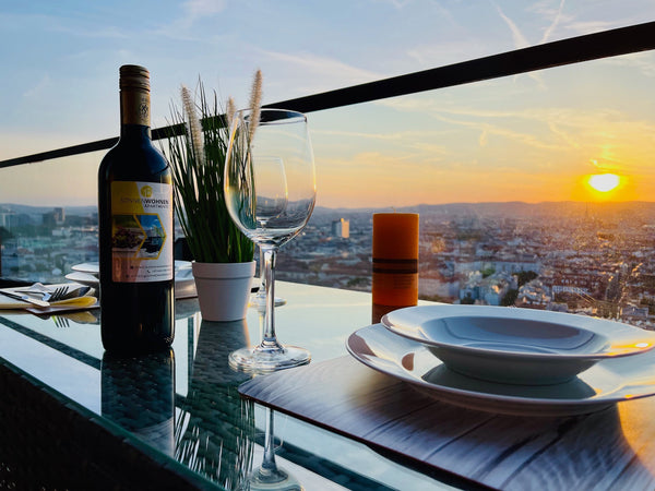 Wien erleben und wohnen in den TrIIIple Türmen. Genießen Sie einen fantastischen Vienna, Austria TrIIIple Level 31 - Top Ausblick, Pool, Parkplatz Entire vacation home vacation rental 677327558892282449