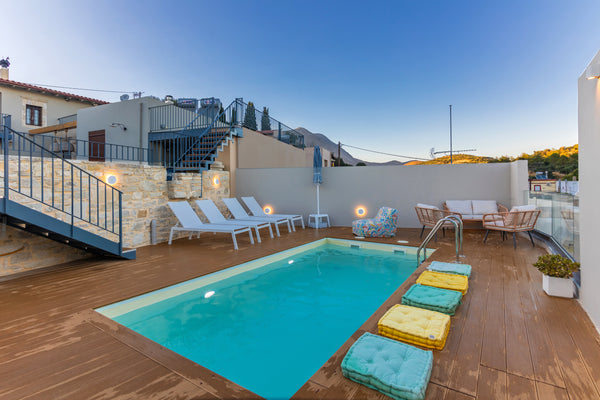 Enjoy your stay in a traditional house in Makres, a beautiful village close to H Heraklion, Greece Makres Countryside - Louiza's house Entire rental unit vacation rental 51631971