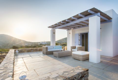 A south facing villa away from it all. Typical Cycladic architecture with all mo  Villa Sa Kavourina Entire villa vacation rental 20734719