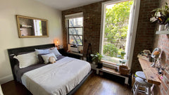 Modern chic apartment with exposed brick and traditional New York fire escape. T Hawaii, United States Rental unit in New York · ★4.94 · 1 bedroom · 1 bed · 1 bath Entire rental unit vacation rental 42636742