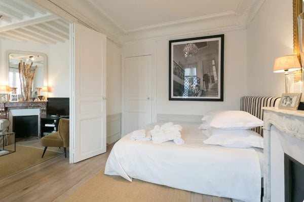 A proximité de la tour Eiffel, des Invalides, de Saint Germain des Près, de Mont Paris, France 5D EFFEL TOWER LUXURY TERRACE & VIEW 3 BEDROOMS Entire rental unit vacation rental 17696358