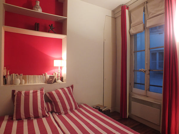 corner bathtub<br />fully equipped kitchen<br />exposed wood ceiling Paris, France Central, elegant and quiet Entire rental unit vacation rental 10991089