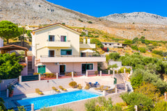 <p><b>Overview</b> <br>Villa Zeus is located in Herakleion, Crete. This detached England, United Kingdom Villa Zeus: Large Private Pool, Sea Views, A/C, WiFi Entire villa vacation rental 11313084