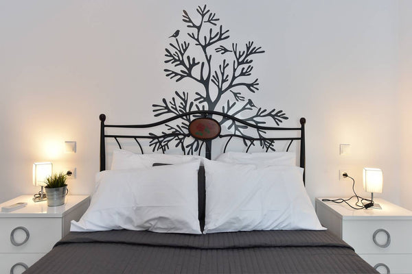 The Local House is a fully equipped 100 sq.m apartment on first floor which cons Paros, Greece The Local House Entire rental unit vacation rental 16807309