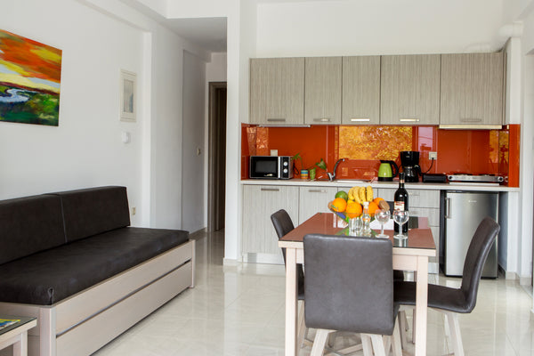Located in Kato Daratso Area, Angela is 300 metres from Agion Apostolon Beach.It Chania, Greece Angela Executive Apartments Private room in condo vacation rental 34941719