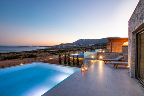 Το Aros luxury villas είναι ένα νεόκτιστο (2021) συγκρότημα 4 βιλων.<br />Βρίσκε  Aros luxury villas 4 Entire villa vacation rental 50274106