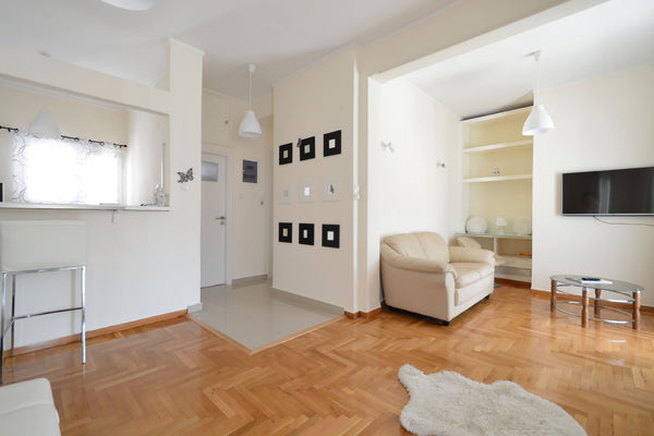 Located in the very heart of Athens, Omonoia sq, 4 minutes from the metro statio Athens, Greece The White House (Big) Entire rental unit vacation rental 10808869