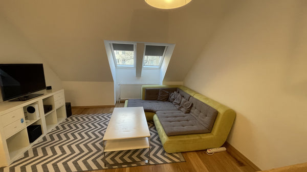 The perfect place to retreat in Vienna. Wether on a workation, just visiting, or Vienna, Austria Cozy 1-bedroom apartment close to Schönbrunn Entire rental unit vacation rental 54264995