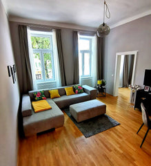 Das Apartment ist die ideale Ferienwohnung für Singles und Paare die Wien entdec Vienna, Austria ELEGANT APARTMENT No. 10 - near Schoenbrunn Palace Entire rental unit vacation rental 51294559