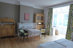 Spacious and brightful twin bed room with a fridge and a microwave.  Very quiet  Brussels, Belgium Brightful and spacious twin bed room in Uccle Private room in bed and breakfast vacation rental 26113015