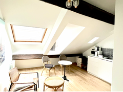 Located in the heart of PARIS, in the district of Montorgueil, on the 5th floor  Paris, France Romantic apartment in central Paris Entire rental unit vacation rental 12698912