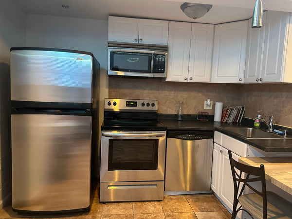 Come enjoy this cozy Airbnb, equipped with Televisions, Arcade, Books, Games and  Home in The Bronx · ★4.43 · 1 bedroom · 2 beds · 1 private bath Private room in home vacation rental 960875317288334604