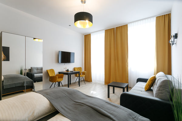 Die Unterkunft liegt zentral im 15.Bezirk, wenige Gehminuten von mehreren U-Bahn Vienna, Austria WF-Apartment zentral, trendig & modern Top 3 Entire rental unit vacation rental 48794308