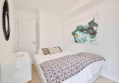 A deux pas de la station de métro Ménilmontant. Commerces de quartier a proximit Boulogne-Billancourt, France Bright and family flat in the heart of Paris Entire rental unit vacation rental 23091066