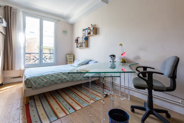 Mon logement est parfait pour une personne qui cherche le calme. Il est situé au Paris, France Chambre chez l'habitant Private room in rental unit vacation rental 13905494