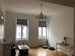 Die Wohnung befindet sich in einem typischen Wiener Altbau, der derzeit renovier Feldkirch, Austria Neu renovierte Altbauwohnung - 1 min zur U-Bahn! Entire rental unit vacation rental 30699979