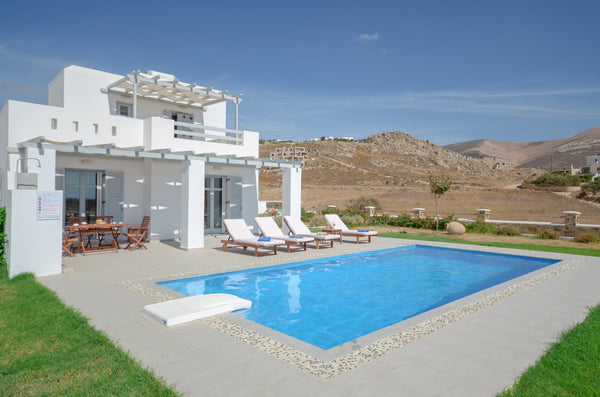 Dear visitors,<br /><br />Welcome to NATURA Villas, a complex of four contempora Chora, Greece Villa HERON with Private Pool for 6 Cycladic home vacation rental 7933301