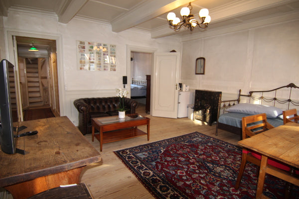 Welcome to my townhouse. Rent a whole floor in my charming 17th century house, r Copenhagen, Denmark Your own floor in a charming townhouse from 1733! Private room in townhouse vacation rental 42773662