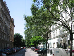 bright, sunny, quiet 2 room apartment WITH TERRACE on the first floor WITH LIFT  Vienna, Austria Zentrum 2 Zimmer Wohnung,TERRASSE,parken billig Entire rental unit vacation rental 25662112