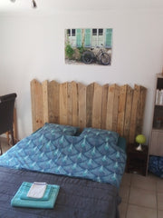 LYON 5e : A 15 minutes du centre-ville, 5 minutes de Tassin, Francheville et Ste Lyon, France "Les Cimes de Lyon": Chbre et SdB privée+Petit Déj Private room in home vacation rental 20815008