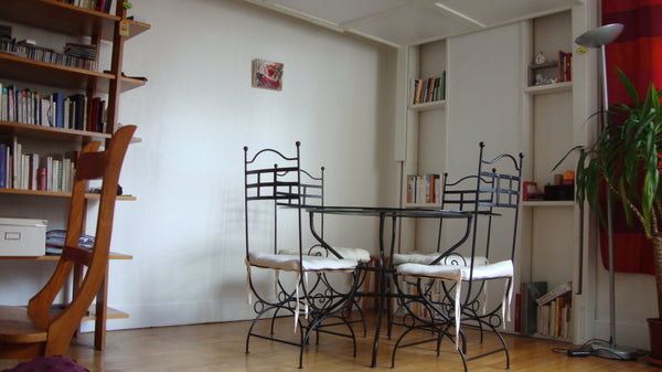F1 équipé, clair, propre,  33 m², cuisine séparée, parquet. Idéal couple. 2ème é  F1 tout confort Paris 18ème Entire rental unit vacation rental 7315510
