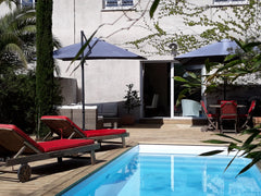 La maison se situe dans quartier calme et résidentiel, au Bouscat, commodités pr Le Bouscat, France Bordeaux Maison de ville avec piscine chauffée Entire townhouse vacation rental 8168440