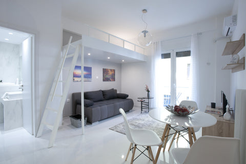 A nice and cute renovated apartment in the center of Athens, convenient for a bu Chalandri, Greece Πλατεία Βικτωρίας, ένα πλήρως ανακαινισμένο δ... Entire rental unit vacation rental 34521858