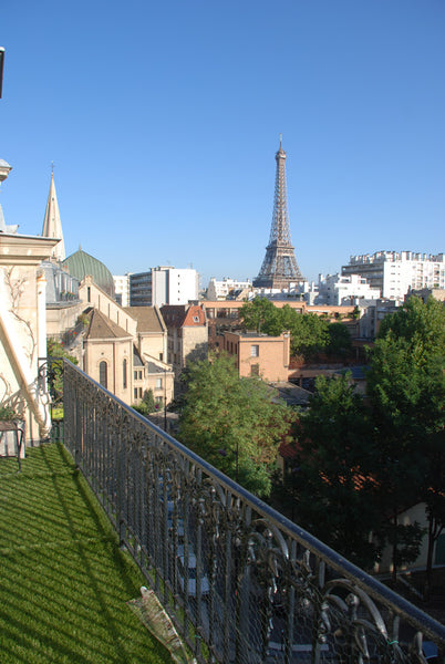 <b>The space</b><br />Nice typical parisian flat for a family or friends- 110 sq Paris, France Family flat with Eifel tower view Entire rental unit vacation rental 1127370