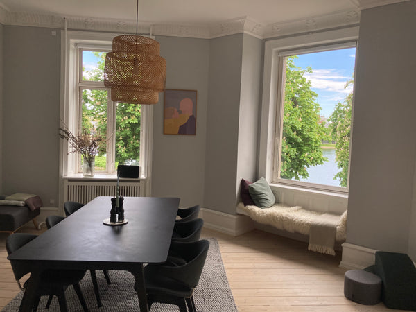 Lys og rummelig hjørnelejlighed. Centralt beliggende med udsigt til søerne, kun  Copenhagen, Denmark Central beliggenhed med udsigt til søerne Entire condo vacation rental 45023109