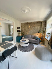 En hyggelig lejlighed i hjertet af København. Her finder du hyggelige butikker,  Copenhagen, Denmark Hyggelig lejlighed tæt på søerne Entire condo vacation rental 708696453442223206