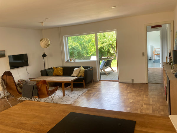 Din familie vil være tæt på alt, når I bor i denne centralt beliggende bolig. I  Copenhagen, Denmark Dejligt hus med hyggelig have tæt på by og natur Entire home vacation rental 674329766321793634