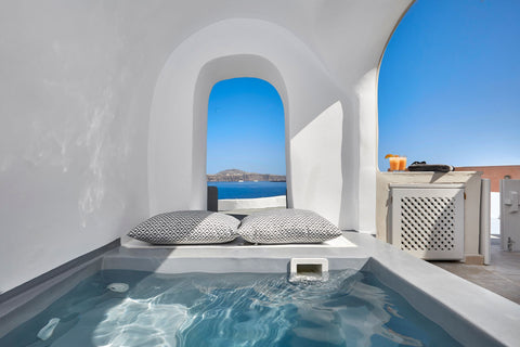 Amaya Sensational Villa Caldera view in Oia| Cave Style Outdoor Jacuzzi | 1 Open  Amaya Sensational Villa Outdoor Jacuzzi Sea View Entire villa vacation rental 25309622