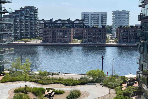 New luxury apartment by Copenhagen Harbour. Located close to the city centre, bu Copenhagen, Denmark New apartment with great harbour views Entire rental unit vacation rental 36065973