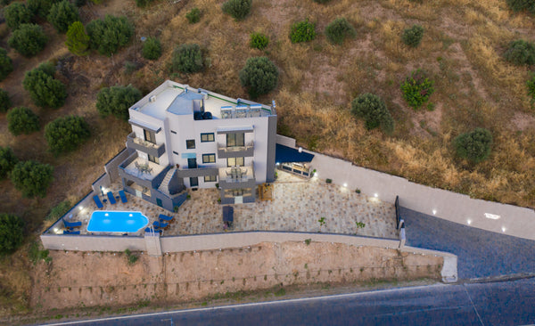 Elmaky Luxury Apt is set in a tranquil location on a hill slope in the outskirts  Elmaky Luxury Apt with Terrace Entire rental unit vacation rental 51575796