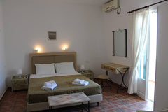 Fully furnished studio with kitchen, bathroom and terrace 500m from the city cen Paros, Greece Casa Elea- Studio  in Naoussa sea view Entire rental unit vacation rental 18118578