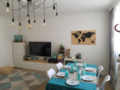 Situé a 100m du métro et du canal, cet appartement confortable, lumineux et déco Paris, France Amazing T2 Flat Paris a 100m du metro et du canal! Entire rental unit vacation rental 23847397