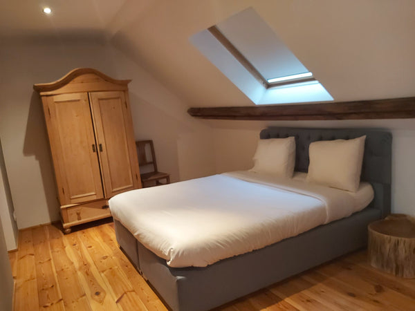 Cet hébergement élégant est parfait pour les groupes. Brussels, Belgium grand appartement Entire condo vacation rental 53555402