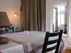 Charming apartment located in the Marais , on rue des Gravilliers, close to rue  Paris, France Superb Studio heart of Paris Entire rental unit vacation rental 9539306