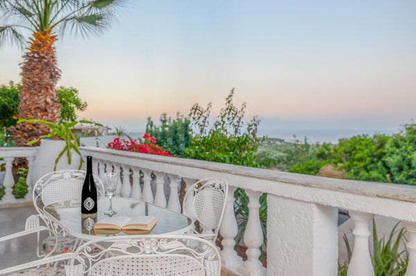 Living is easy in this spacious and comfortable residence.Inspired  by the local  Gaia Residence Crete Entire home vacation rental 41499250