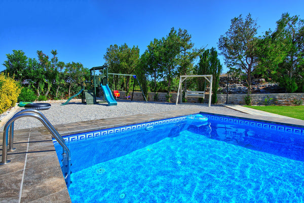 Beautiful villa rental with private pool for 8 people in Crete, just a few kilom London, United Kingdom Villa Gianna Entire villa vacation rental 669190170468798652