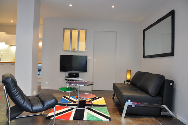 One bedroom apartment, 39 square meter on the ground floor in a very exclusive a Paris, France Bella Citta, 1BR/1BA, 3 people Entire rental unit vacation rental 11051937