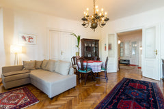 Spacious apartment (95m2) consisting of 2 bedrooms, living room, bathroom, kitch Vienna, Austria ★High class apartment 95m2★15 min. from the center Entire rental unit vacation rental 27847338