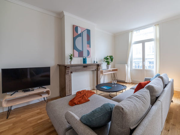 This stylish Sweet Inn one-bedroom apartment has been carefully decorated by our Brussels, Belgium Sweet Inn | Lovely 1BR Apt. in the city center Entire rental unit vacation rental 37696732
