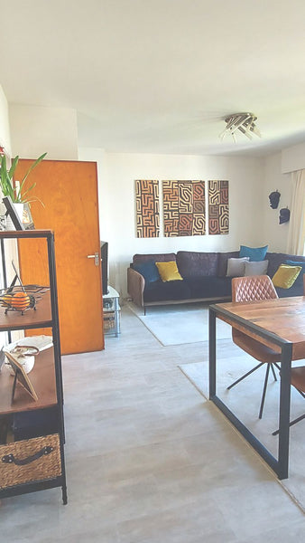 Duplex in Central Uccle in an peaceful place. England, United Kingdom Lovely duplex in central Uccle Entire condo vacation rental 642378378942819188