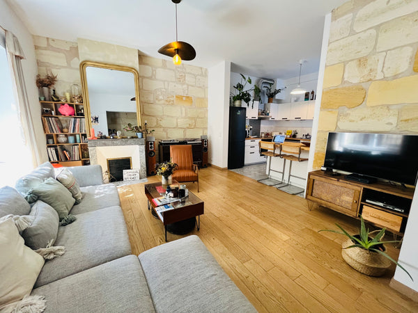 Ce logement paisible offre un séjour détente pour toute la famille.<br />Le loge Bordeaux, France Maison de ville de 80m2 avec terrasse Entire townhouse vacation rental 672853466910629224
