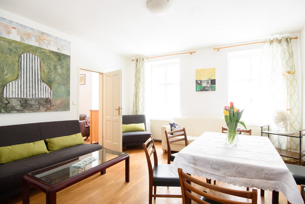 Experience the city from a central location with excellent public transport conn Vienna, Austria Central pedestrian area, spacious apartment (80m²) Entire home vacation rental 2009997